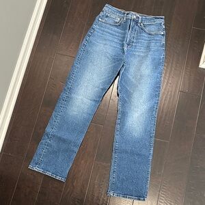 Madewell Women’s 90’s Straight Blue Jeans